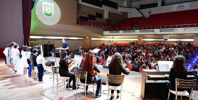 Şanlıurfa çocuk korosu ilk gösterimini yaptı