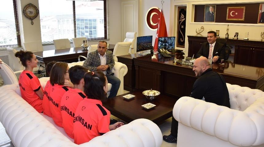 Başkan Bakıcı Türkiye Şampiyonlarını ağırladı