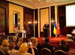 Türkiye’nin kış turizmi merkezleri Ukrayna’da tanıtıldı