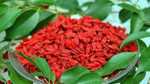 Bir avuç yetiyor: Cinsel gücün kaynağı işte bu kırmızı meyve