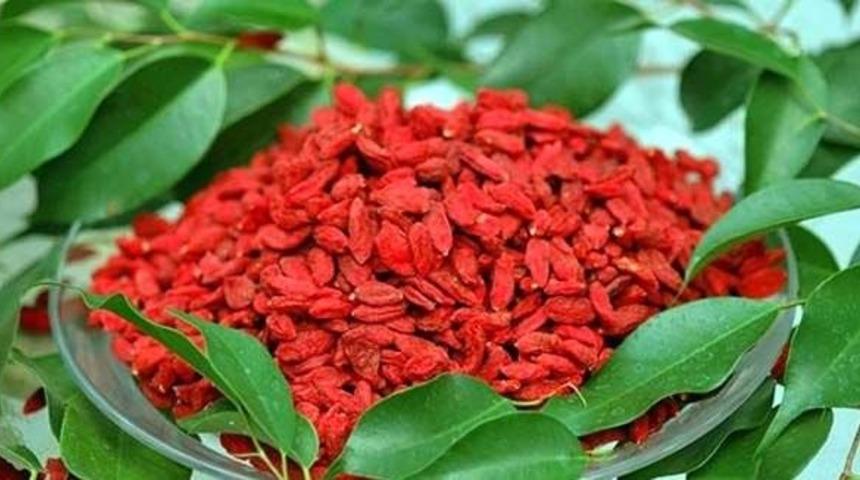 Bir avuç yetiyor: Cinsel gücün kaynağı işte bu kırmızı meyve