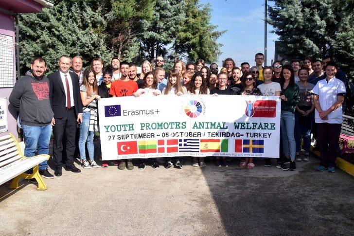 Avrupalı gençler hayvan hakları için Çorlu’da buluştu