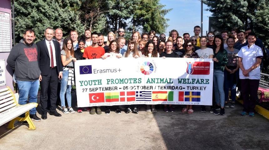 Avrupalı gen&ccedil;ler hayvan hakları i&ccedil;in &Ccedil;orlu&rsquo;da buluştu