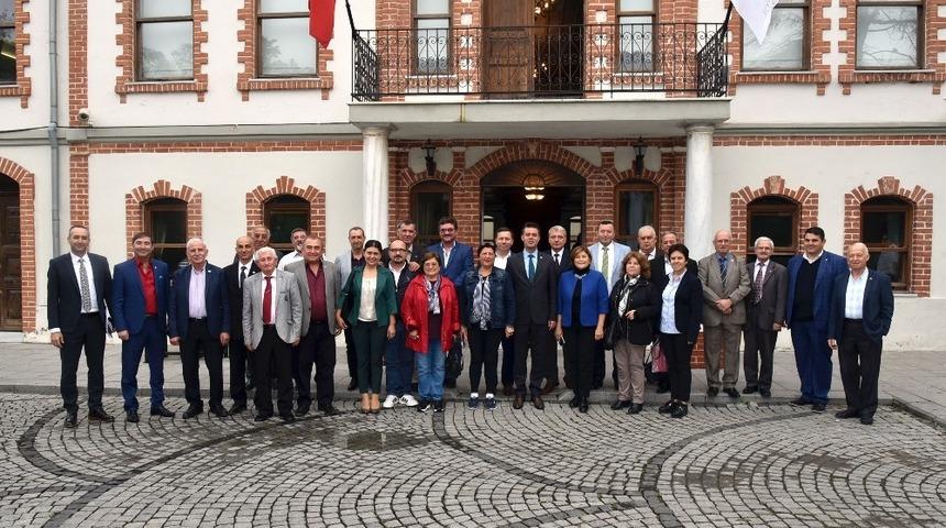 Başkan Sarıkurt muhtarlarla buluştu