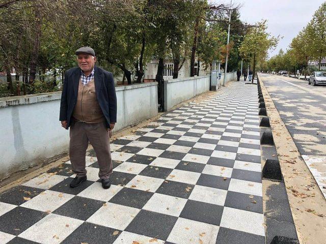 Başkan Yüksel Edirne 4. Caddesi’nde incelemelerde bulundu