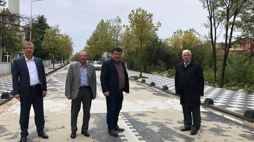 Başkan Y&uuml;ksel Edirne 4. Caddesi&rsquo;nde incelemelerde bulundu