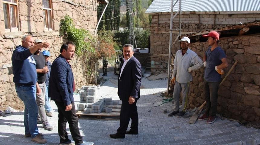 Seydişehir&rsquo;de parke ve asfalt serimi s&uuml;r&uuml;yor