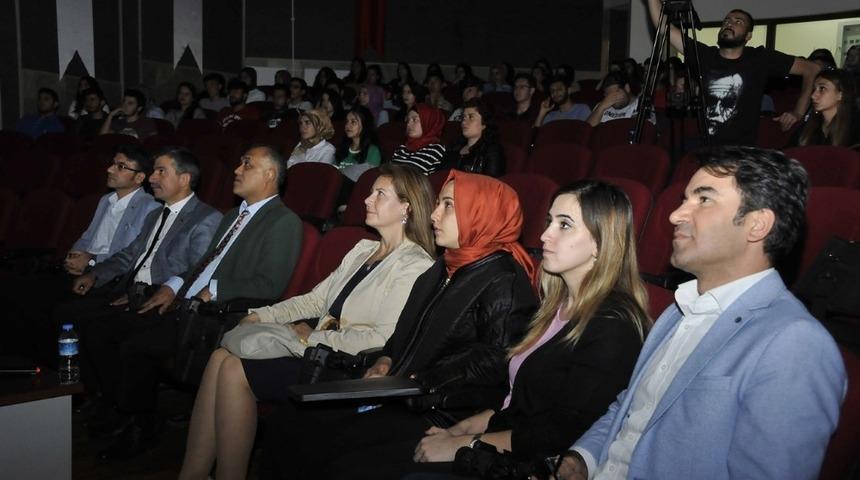 S&Uuml; Turizm Fak&uuml;ltesi tarafından oryantasyon eğitimi verildi