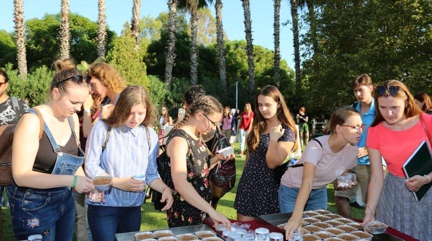 Uluslararası &Ouml;ğrencilere Aşure G&uuml;n&uuml; Etkinliği