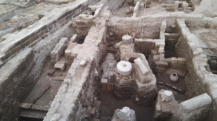 Misis g&uuml;n y&uuml;z&uuml;ne &ccedil;ıkıyor