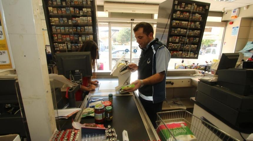 Zabıtasında ekiplerinden fiyat ve gramaj denetimi