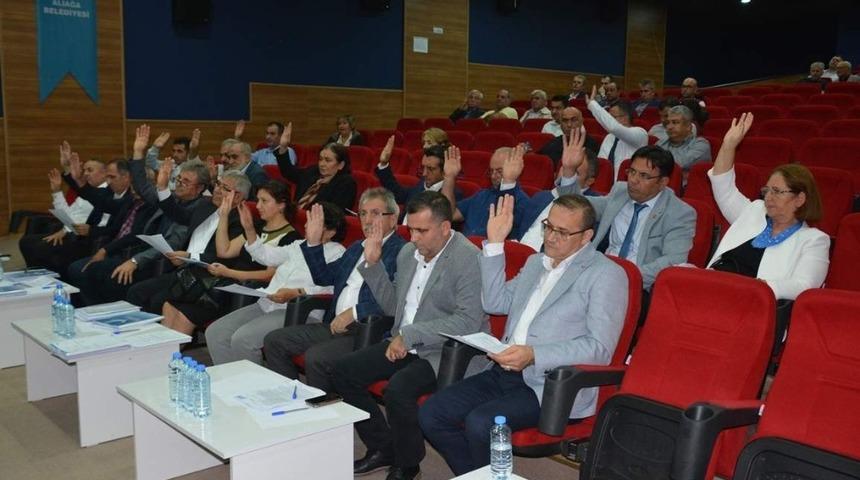Aliağa Belediye Meclisi&rsquo;nde 20 madde tek tek oylandı