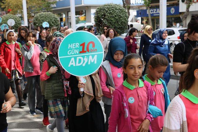 Niğde’de ’Dünya Yürüyüş Günü’ etkinliği