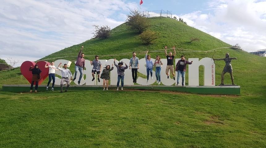 OM&Uuml;&rsquo;n&uuml;n yeni uluslararası renkleri