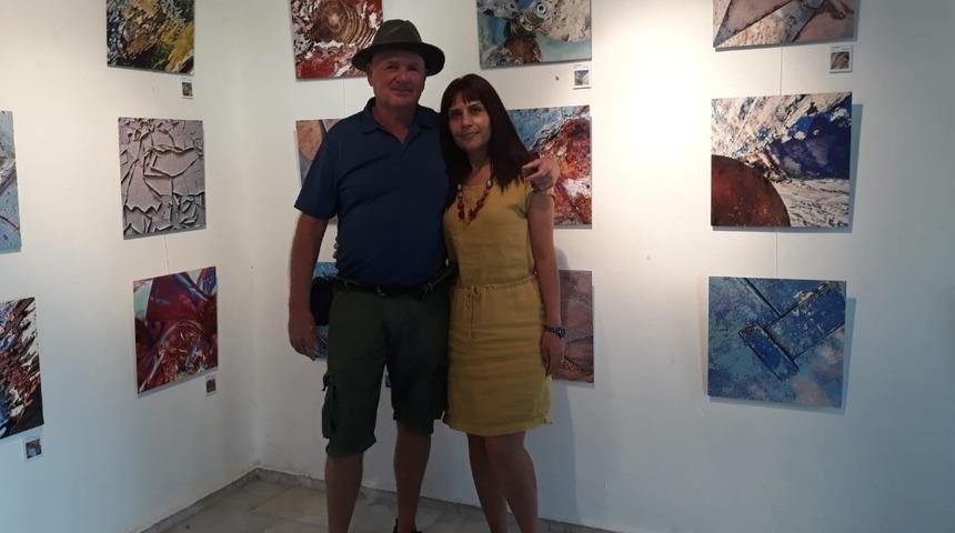 Hollandalı ressamın sergisi Kalkan&rsquo;da a&ccedil;ıldı