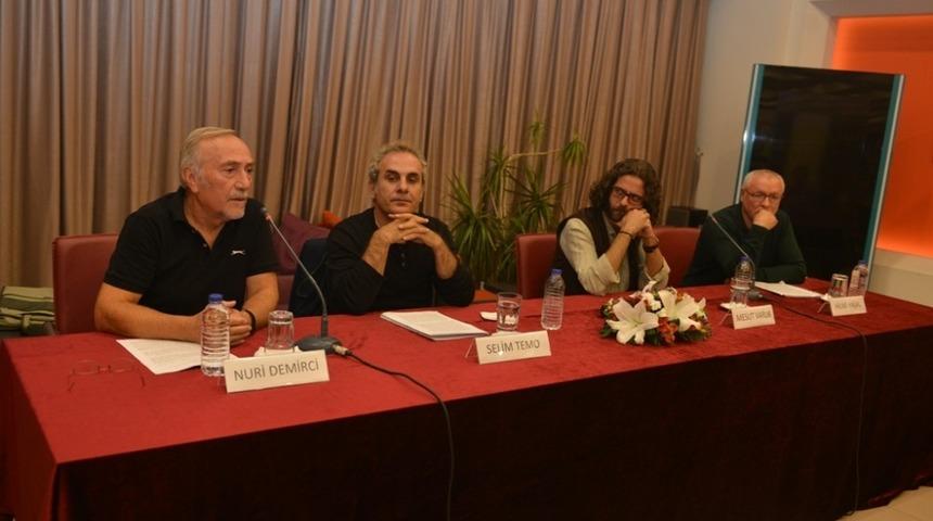 Edebiyatta merkez taşra ilişkisi ele alındı