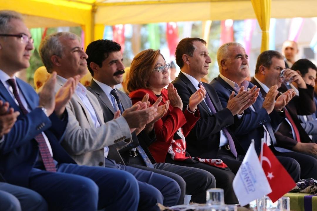 B&uuml;y&uuml;kşehir&rsquo;den &ccedil;ift&ccedil;ilere destek