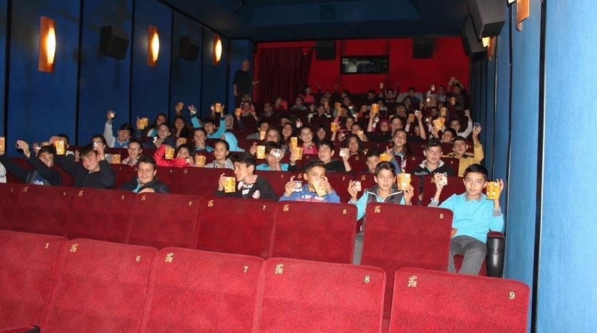 Isparta&rsquo;da 7 bin 356 &ouml;ğrenci sinema ile buluşacak