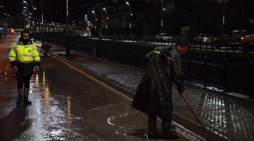 1,5 milyon metrek&uuml;p yağmursuyu deşarj edildi