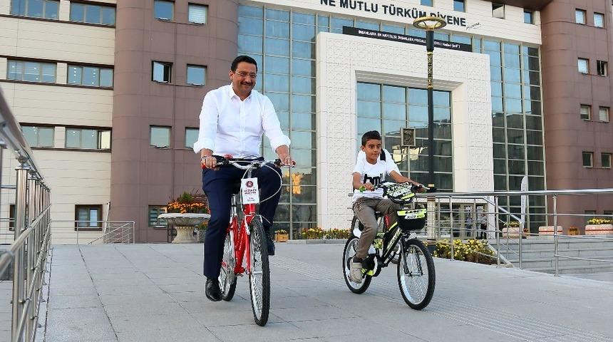 İki hayali vardı, ikisi de ger&ccedil;ekleşti