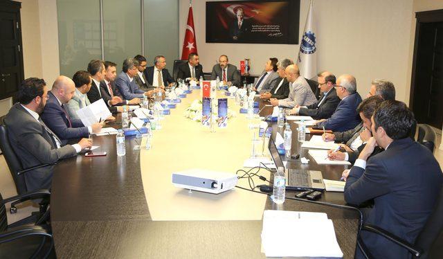 Kayseri'de model fabrika hamlesi