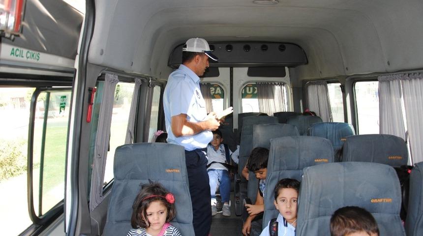 Şanlıurfa&rsquo;da okul servislerine denetim