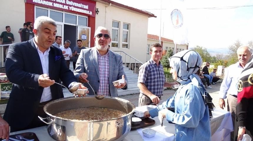 Hisarcık MYO&rsquo;da 300 kişiye aşure ikram edildi