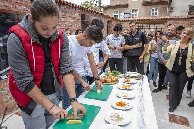 Bıçakçılık müzesinde birinci yıl heyecanı