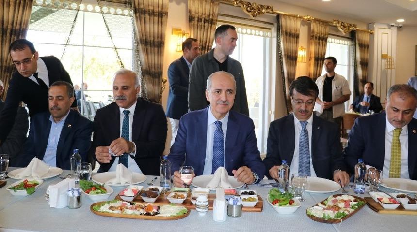 Numan Kurtulmuş: &ldquo;Son gelen haber, 7 şehide ulaştığını g&ouml;steriyor&rdquo;