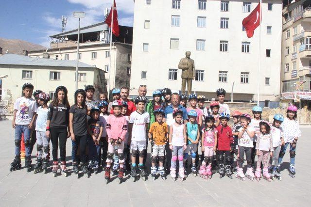 Hakkari’de “Sağlık İçin Yürüyoruz” etkinliği