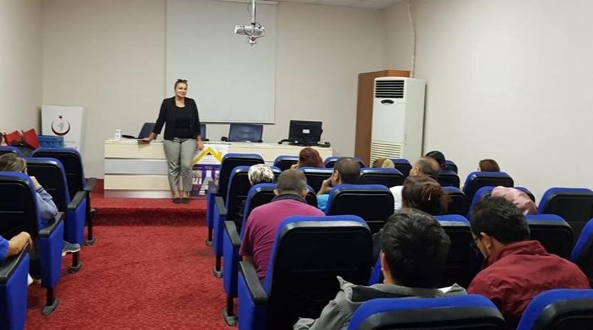 Yalova Devlet Hastanesi personeline işaret dili eğitimi