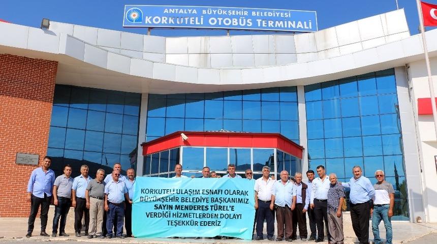 Korkuteli ulaşım esnafından T&uuml;rel&rsquo;e pankartlı teşekk&uuml;r