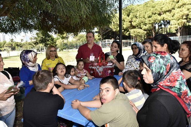 Adalya Vakfı’ndan Hayvanları Koruma Günü etkinliği