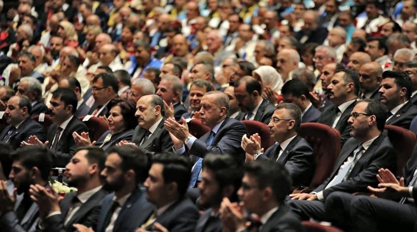 Rekt&ouml;r &Ccedil;omaklı, K&uuml;lliye&rsquo;de d&uuml;zenlenen Akademik Yılı A&ccedil;ılış T&ouml;renine katıldı