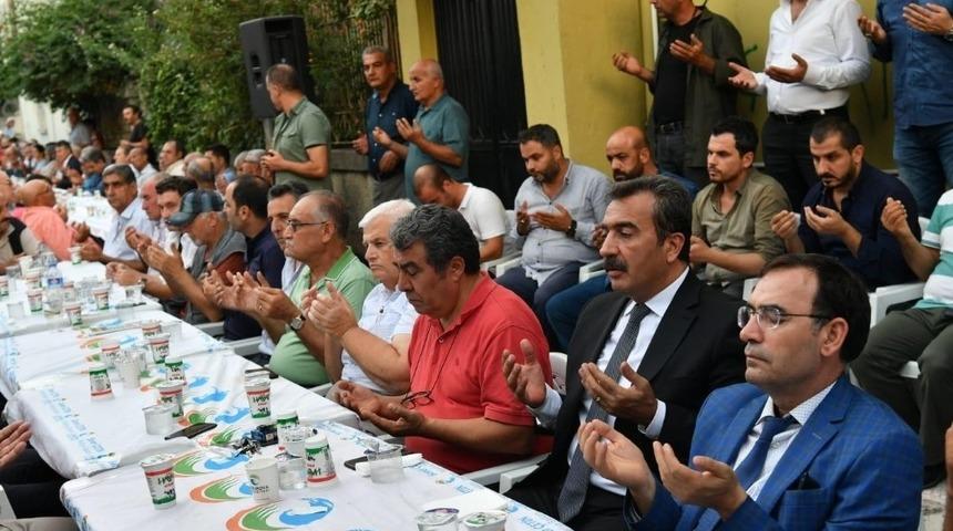 Başkan &Ccedil;etin, ablası i&ccedil;in mevlit okuttu