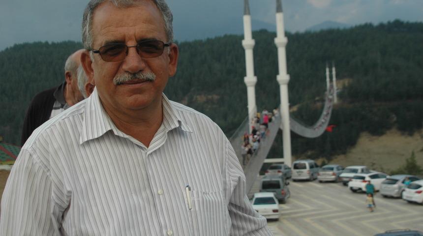 Başkan, 4 minareli asma k&ouml;pr&uuml; ile İngiltere'de &ouml;d&uuml;le layık g&ouml;r&uuml;ld&uuml;