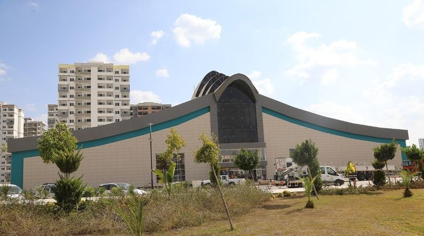 Yüreğir 2 kapalı yüzme havuzuna kavuşuyor