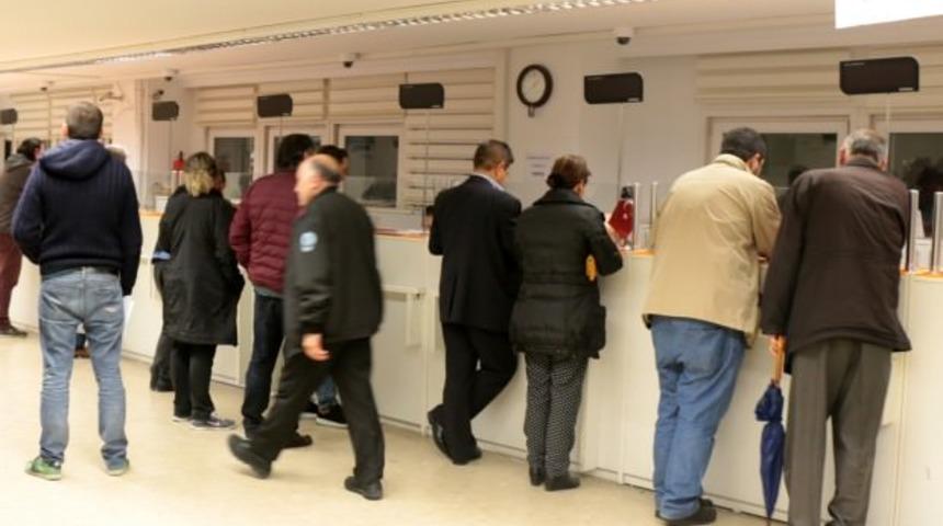 Yerleşiklerin altın talebi banka hesaplarına yaradı