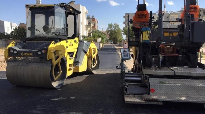 Fatih Mahallesinde asfalt &ccedil;alışması yapıldı