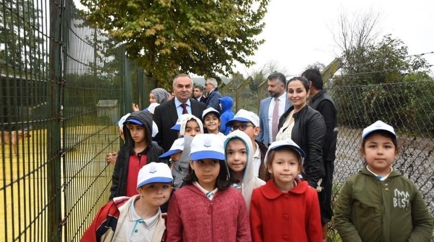 Hayvan barınağına &ouml;zel ziyaret