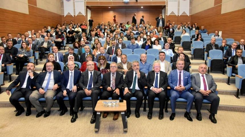 OM&Uuml;&rsquo;de "Y&uuml;ksek&ouml;ğretimde Kalite Felsefesi" konuşuldu