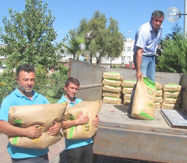 Gaziantep Büyükşehir Belediyesi Destekleriyle Arabanlı Çiftçilerin Yüzünü Güldürüyor