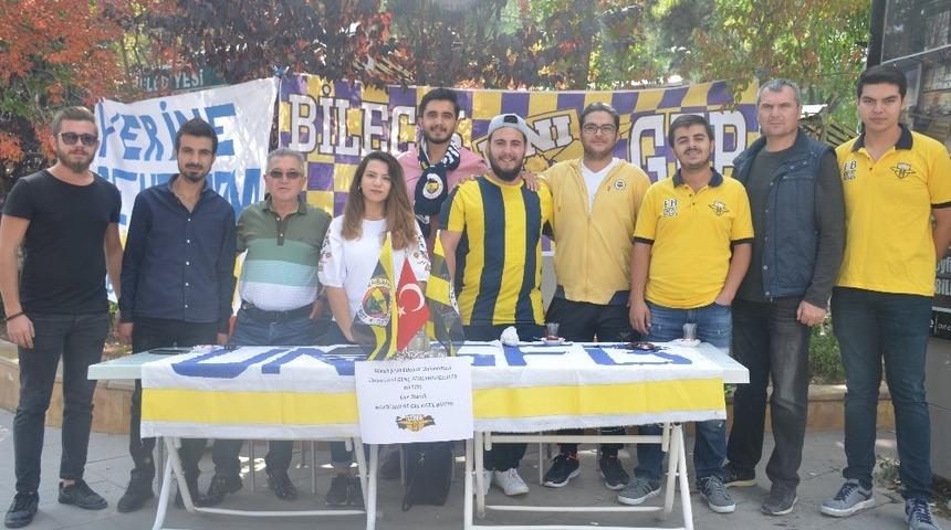 Bilecik UNI Gen&ccedil; Fenerbah&ccedil;eliler Taraftar Grubu&rsquo;ndan takımına tam destek