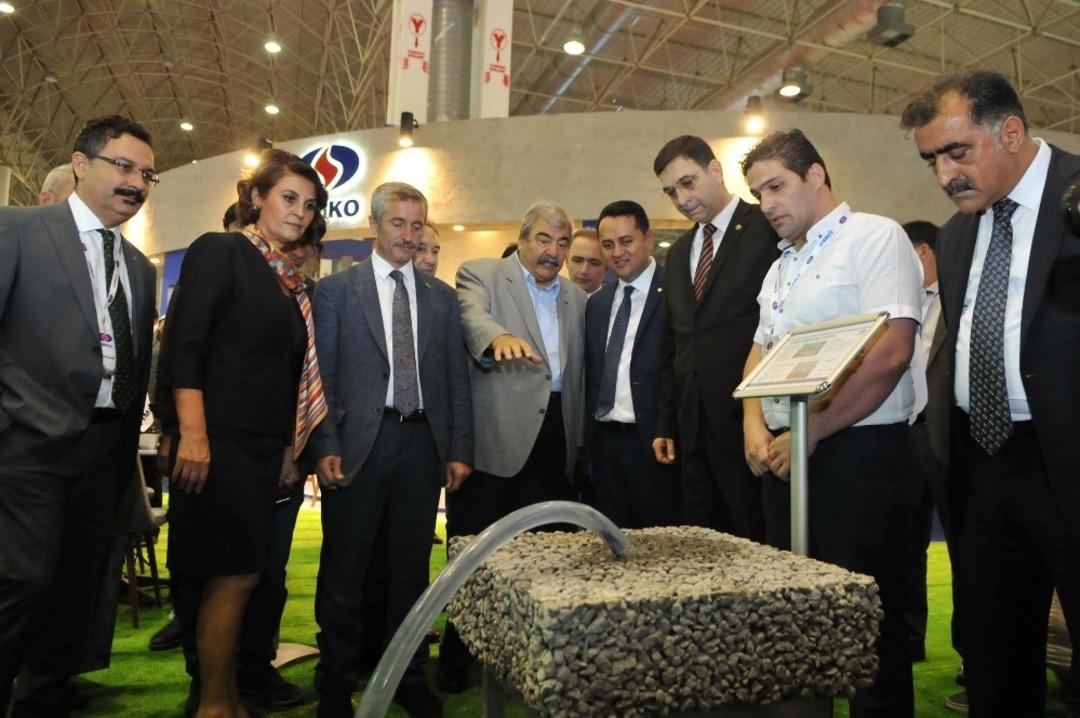 Yapı ve gayrimenkul fuarları kapılarını a&ccedil;tı.