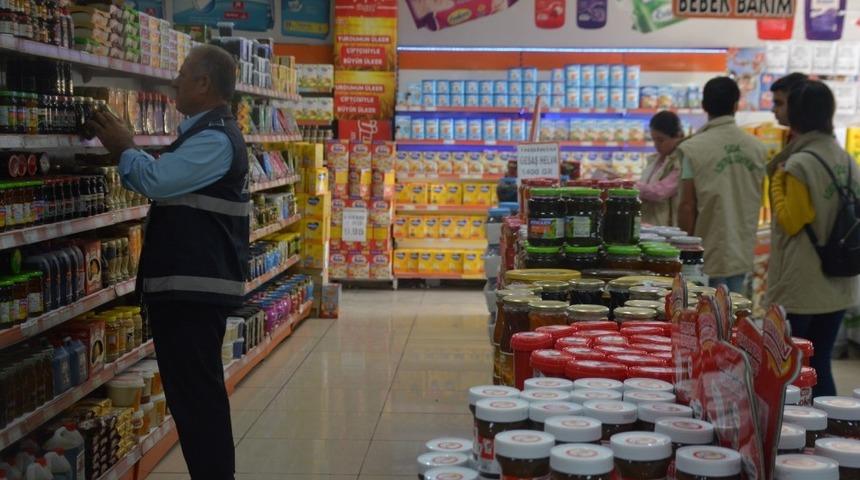 Tatvan&rsquo;da gıda &uuml;r&uuml;nleri ve fiyat listeleri denetlendi