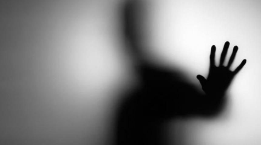 Otostop &ccedil;eken liseli gence taciz iddiası ortalığı karıştırdı