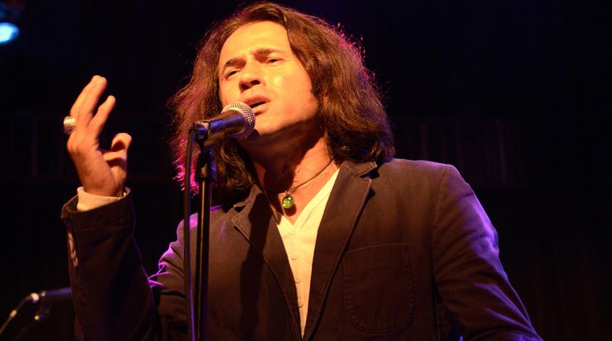 Rock&ccedil;ı imam meslekten ihra&ccedil; edildi!