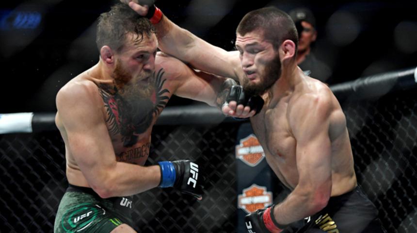 Olaylı maçta Khabib Nurmagomedov, Conor McGregor'u yendi ve kemerini korudu