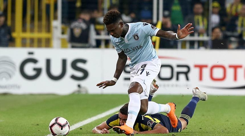 Eljero Elia'dan hakemlere: Golümü çaldılar