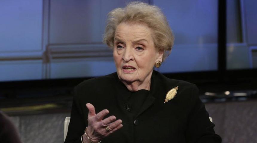  Eski ABD Dışişleri Bakanı Madeleine Albright: Trump, Putin için adeta bir hediye